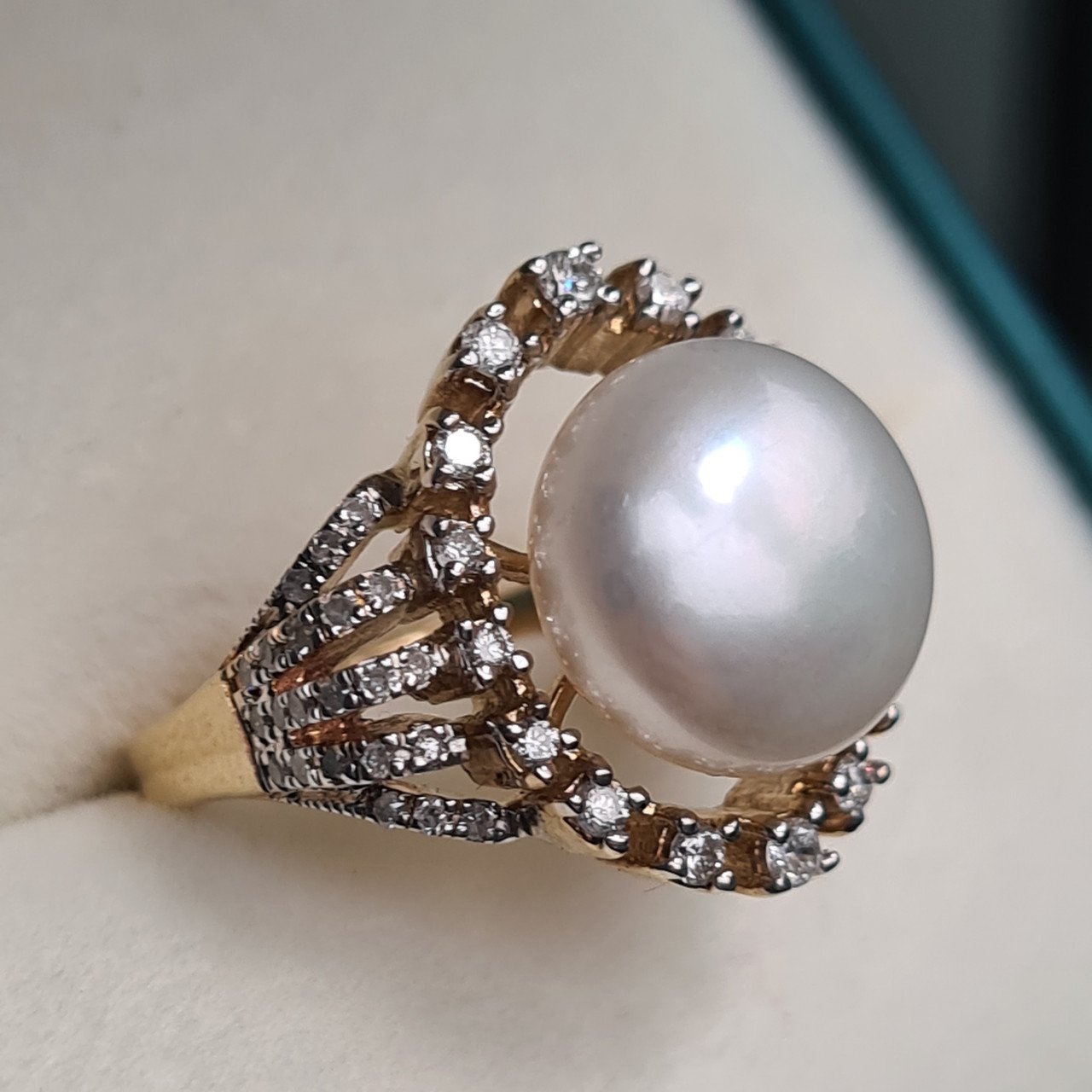 Кольцо Deimantas 95976263 17,5р 7,71гр 0,15ct. купить,NaN
