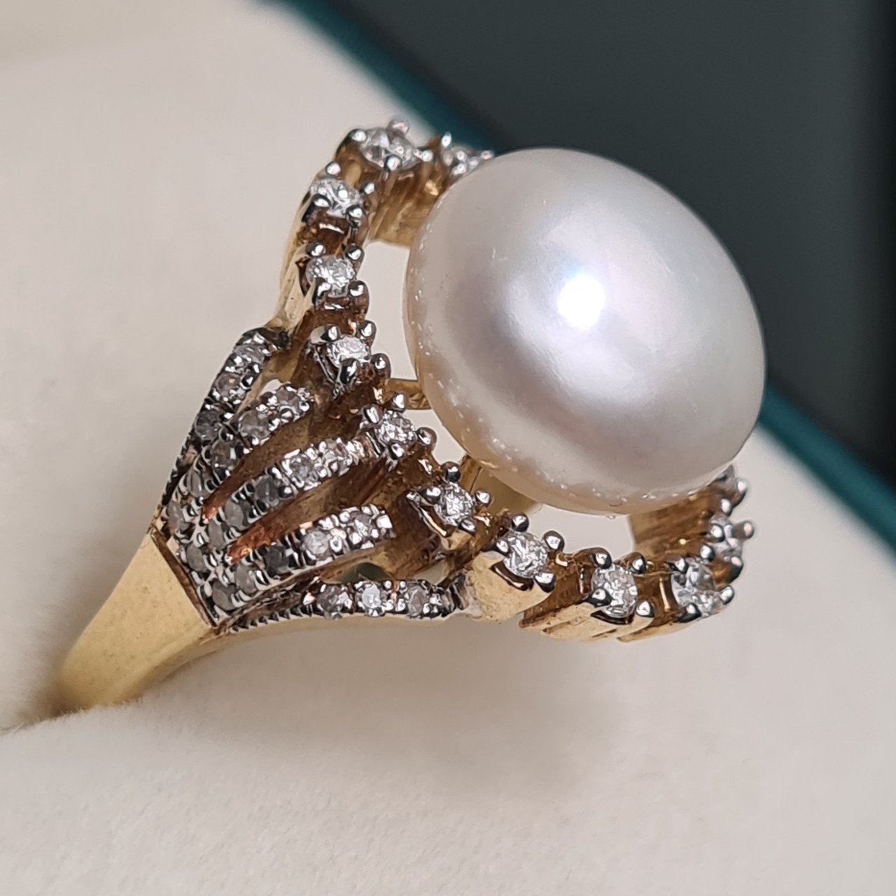 Кольцо Deimantas 95976263 17,5р 7,71гр 0,15ct. купить,NaN
