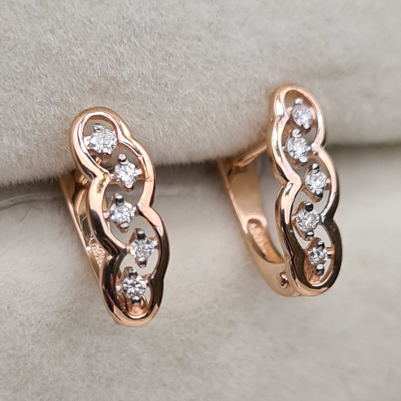 Серьги Deimantas 98178232 1,24гр 0,084ct. купить,NaN