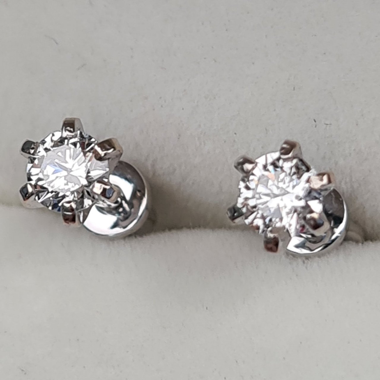 Серьги Deimantas 94465956 0,97гр 0,38ct. купить,NaN