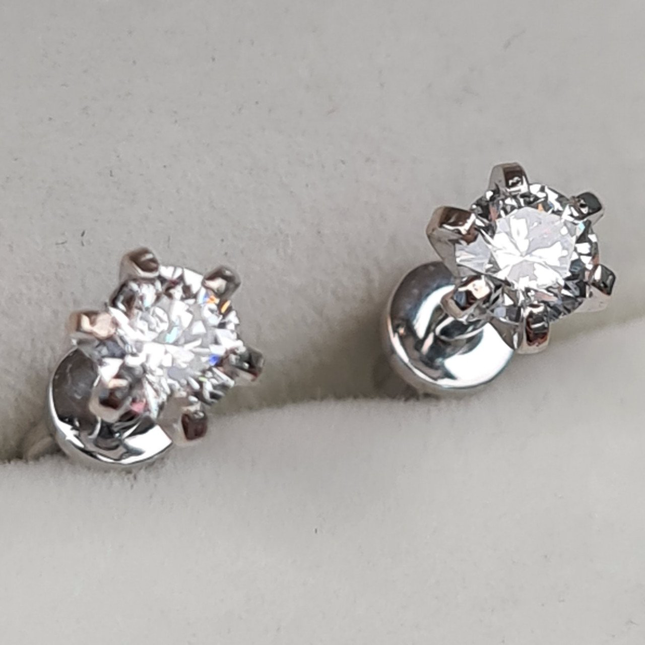 Серьги Deimantas 94465956 0,97гр 0,38ct. купить,NaN