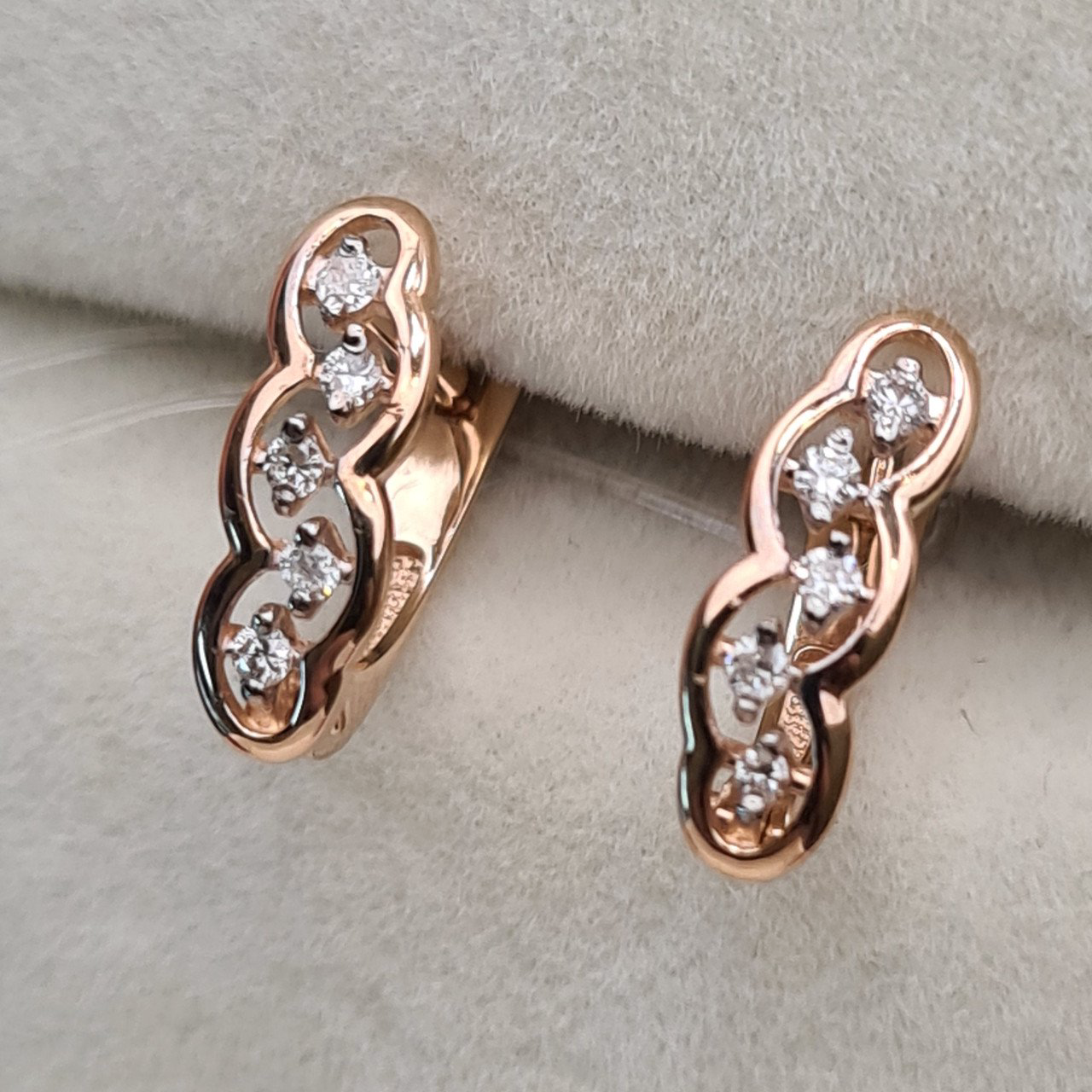 Серьги Deimantas 98178232 1,24гр 0,084ct. купить,NaN