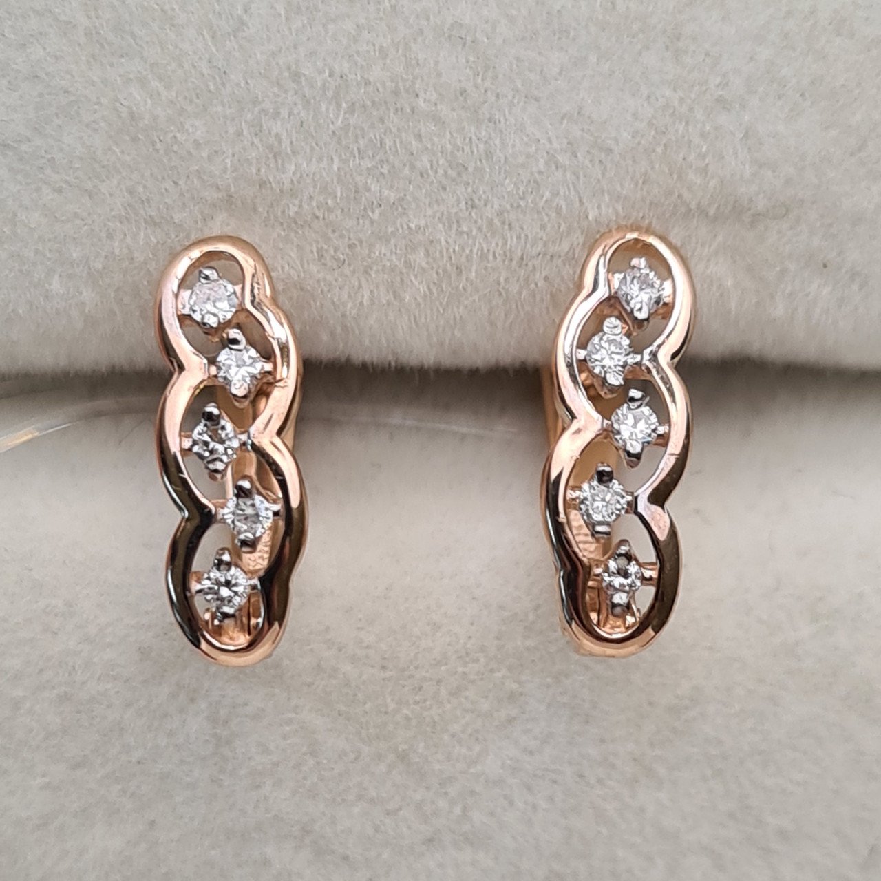 Серьги Deimantas 98178232 1,24гр 0,084ct. купить,NaN