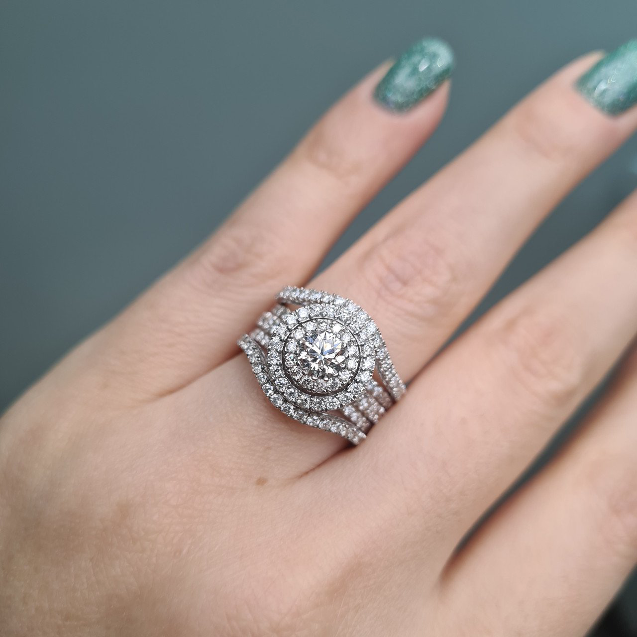 Кольцо Deimantas 96144750 17р 11,24гр 2,43ct. купить,NaN