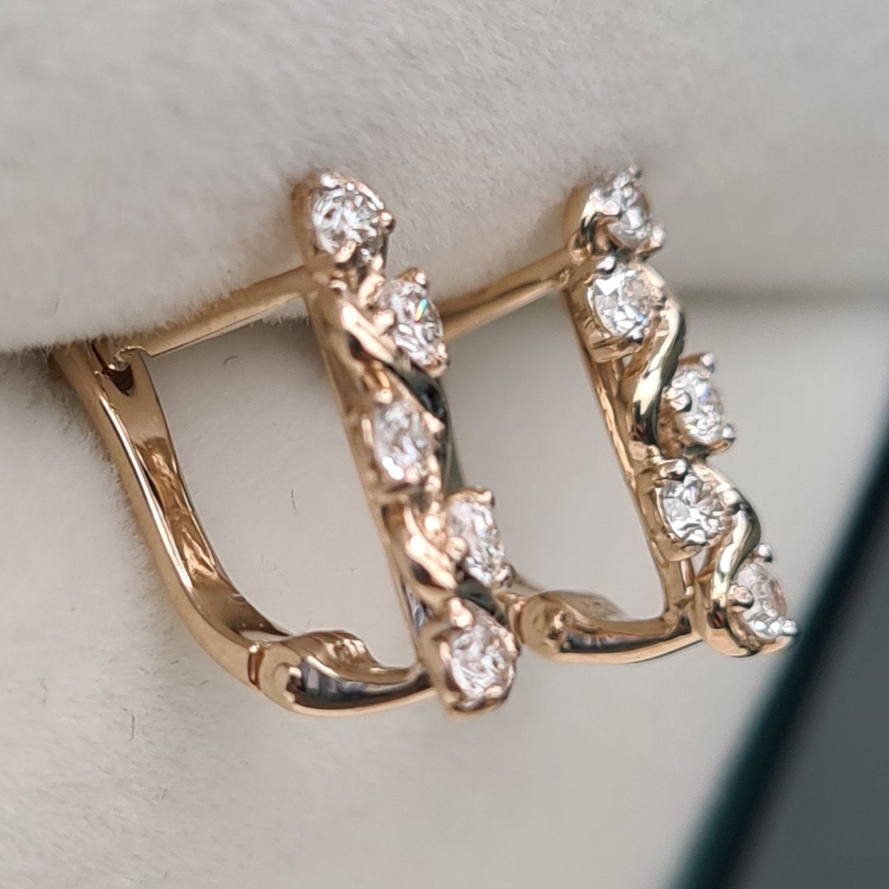 Серьги Deimantas 94465959 1,52гр 0,33ct. купить,NaN