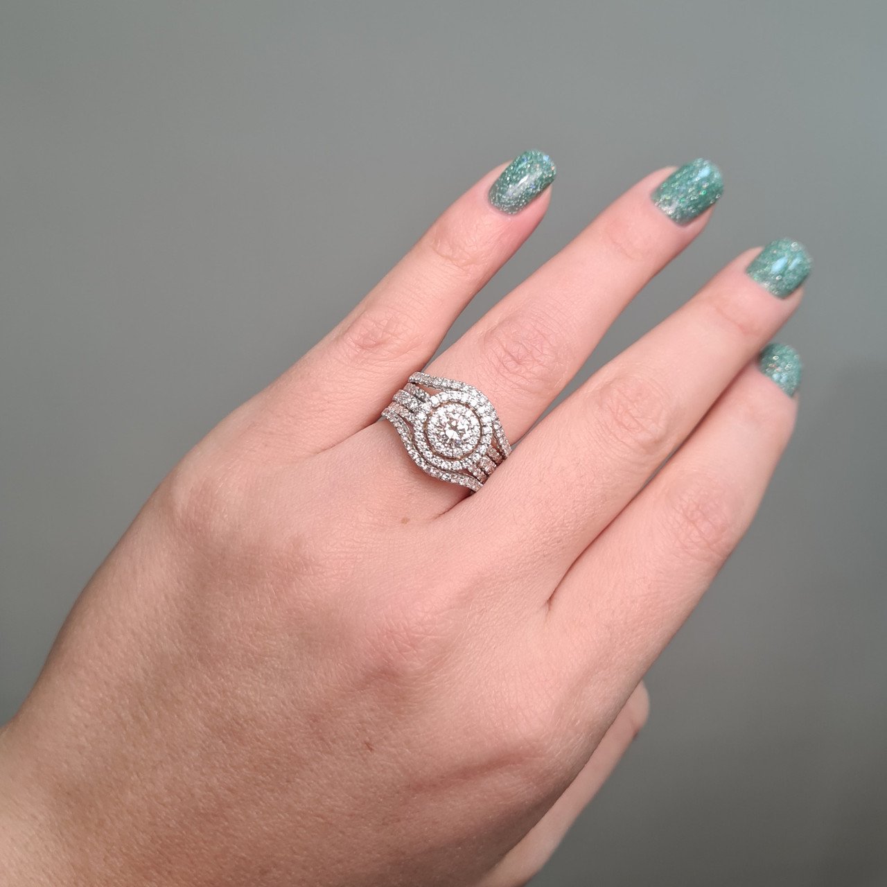 Кольцо Deimantas 96144757 16,5р 8,87гр 2,85ct. купить,NaN
