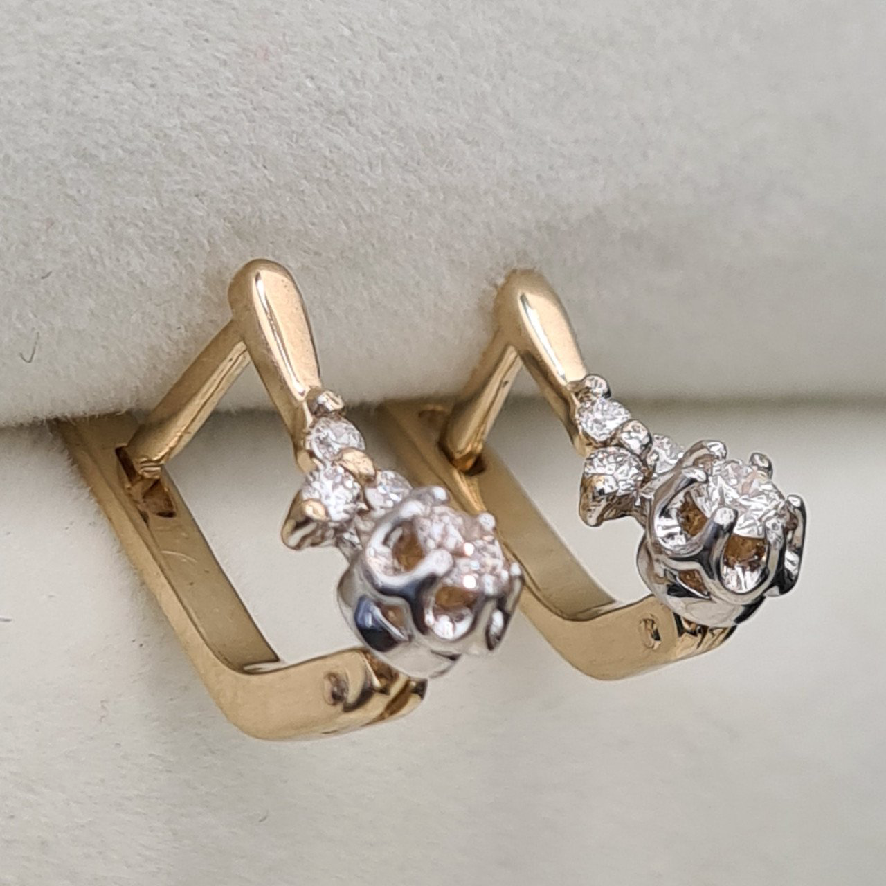 Серьги Deimantas 1,99гр 0,24ct. купить,NaN