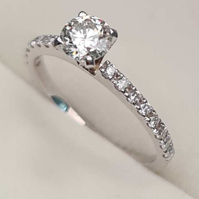 Кольцо Deimantas 83973374 16,51р 1,88гр 0,70ct. купить,NaN