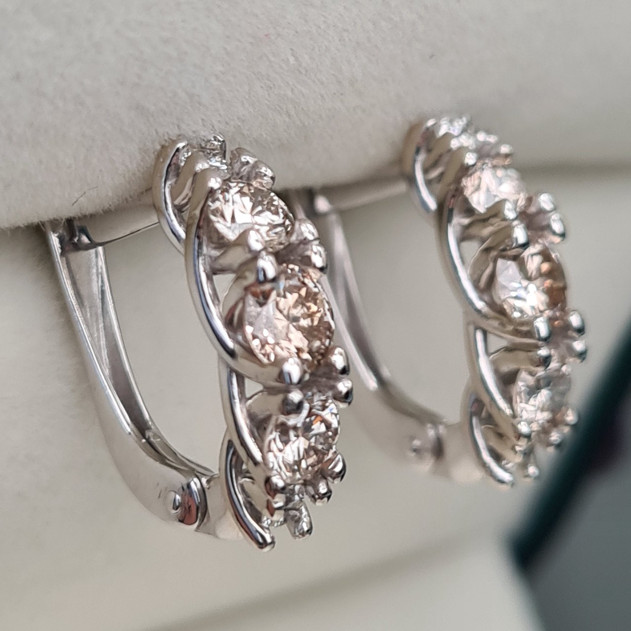 Серьги Deimantas 94466994 2,84гр 1,17ct. купить,NaN