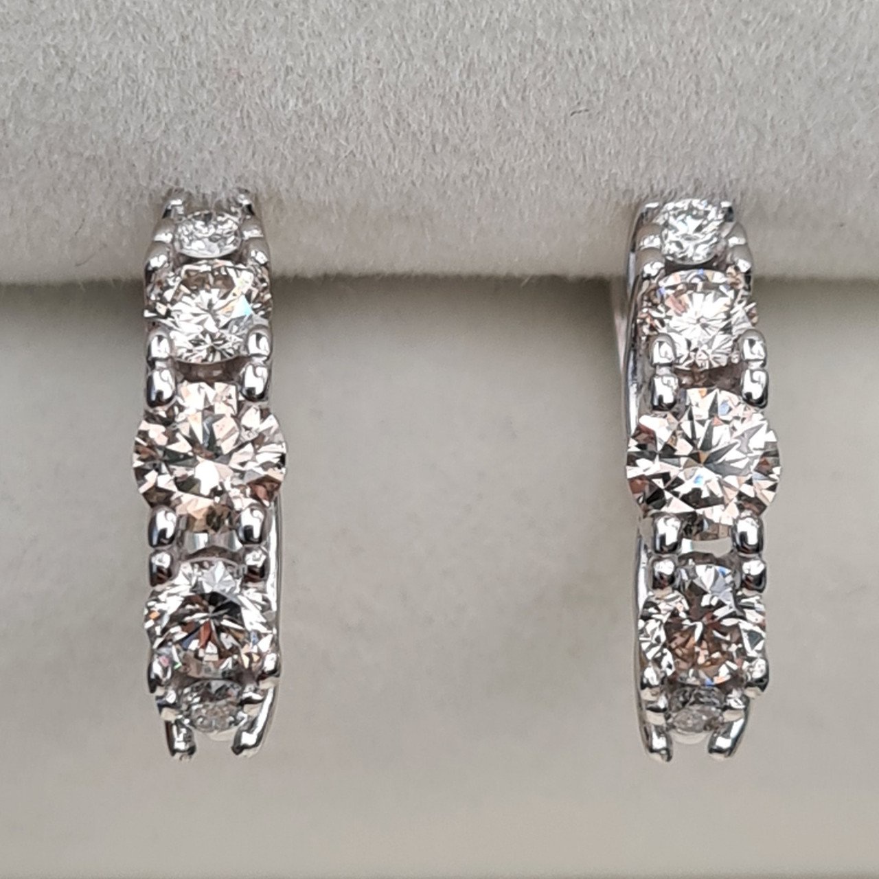 Серьги Deimantas 94466994 2,84гр 1,17ct. купить,NaN