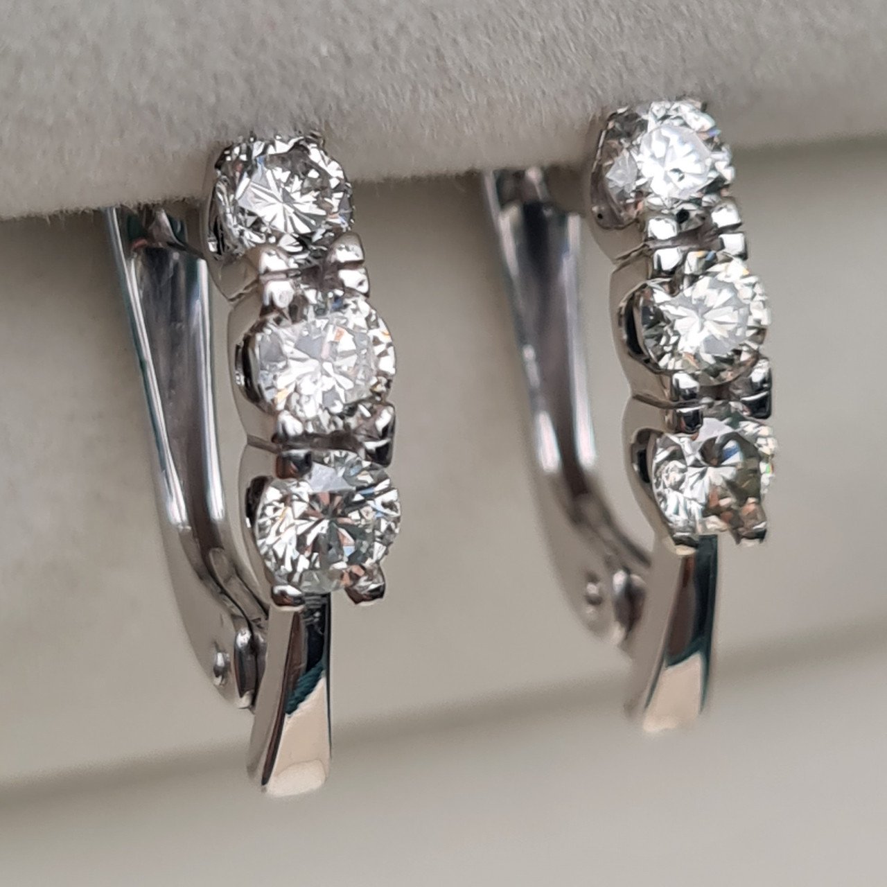 Серьги Deimantas 2,03гр 0,71ct. купить,NaN