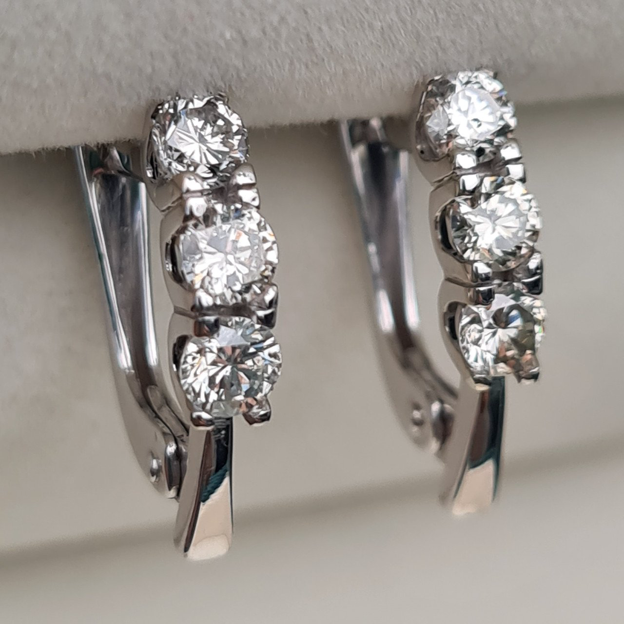 Серьги Deimantas 2,03гр 0,71ct. купить,NaN