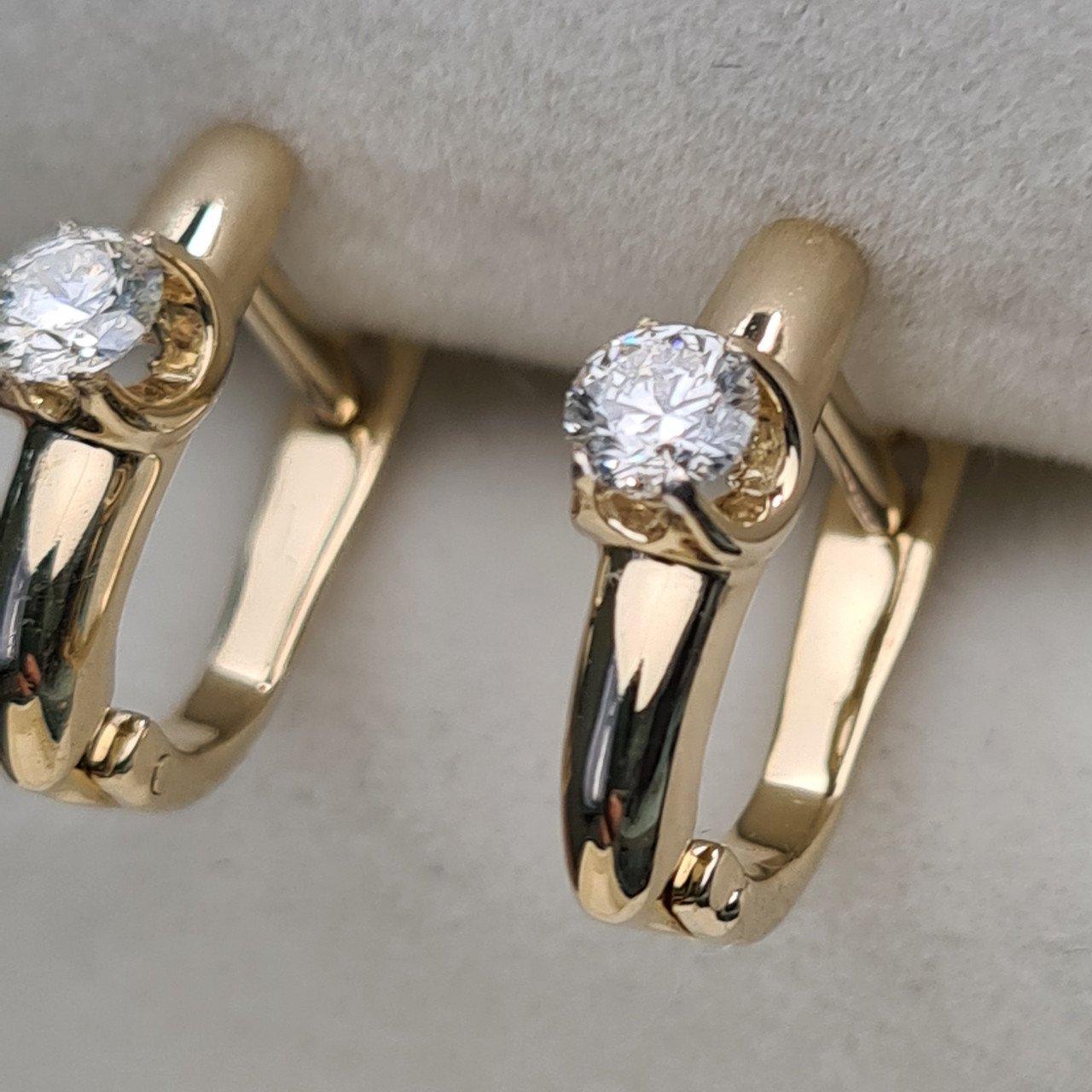 Серьги Deimantas 94467009 2,65гр 0,37ct. купить,NaN