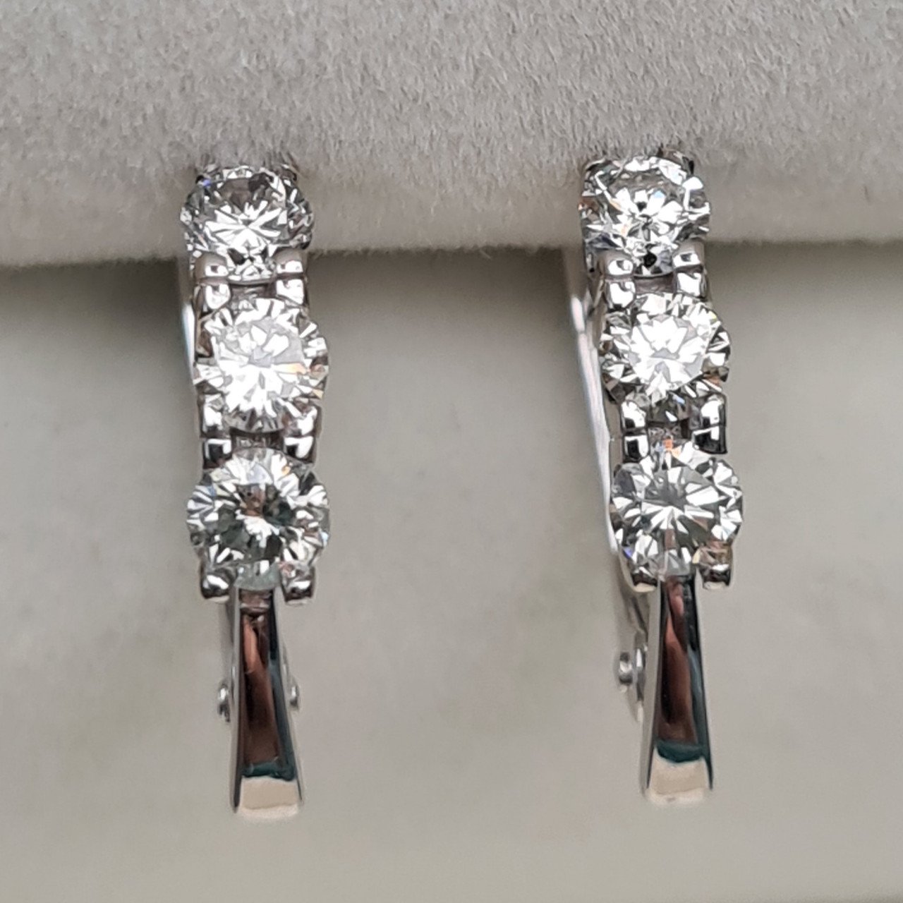 Серьги Deimantas 2,03гр 0,71ct. купить,NaN