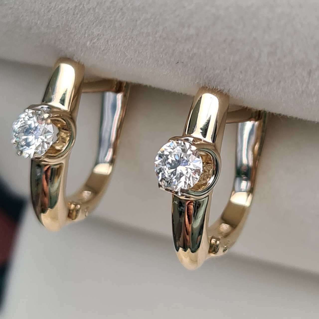 Серьги Deimantas 94467009 2,65гр 0,37ct. купить,NaN