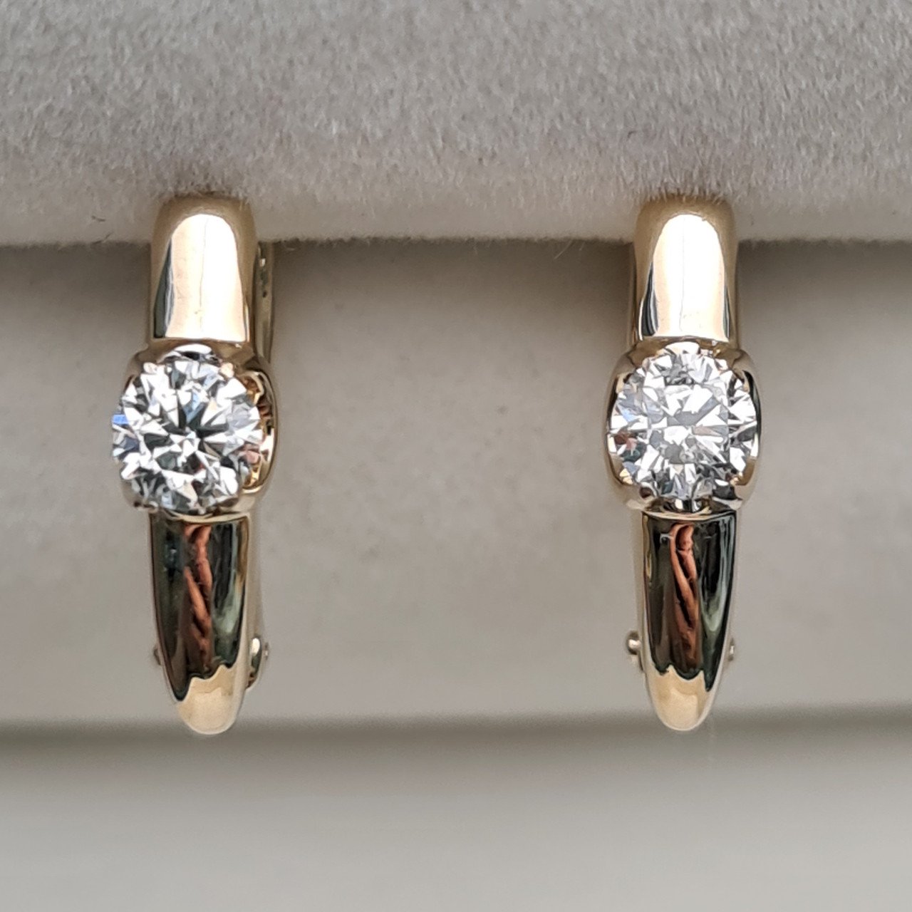 Серьги Deimantas 94467009 2,65гр 0,37ct. купить,NaN
