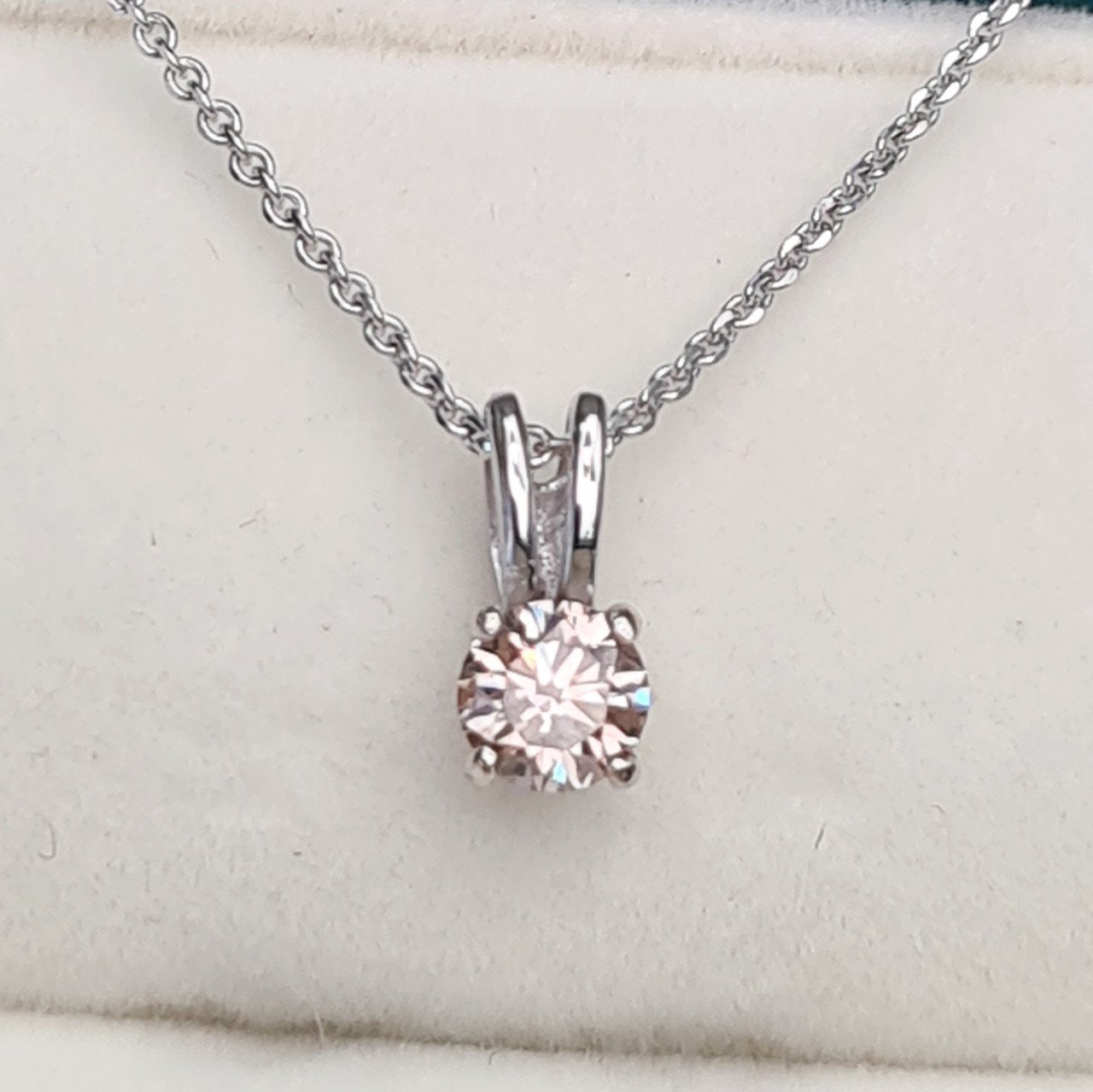 Колье Deimantas 94478184 40см 1,75гр 0,36ct. купить,NaN