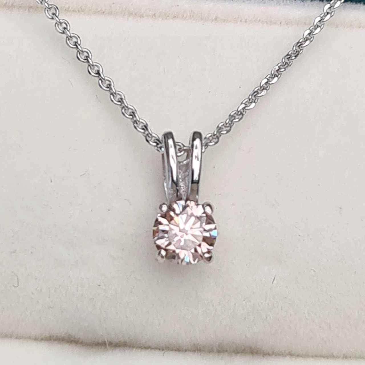 Колье Deimantas 94478184 40см 1,75гр 0,36ct. купить,NaN