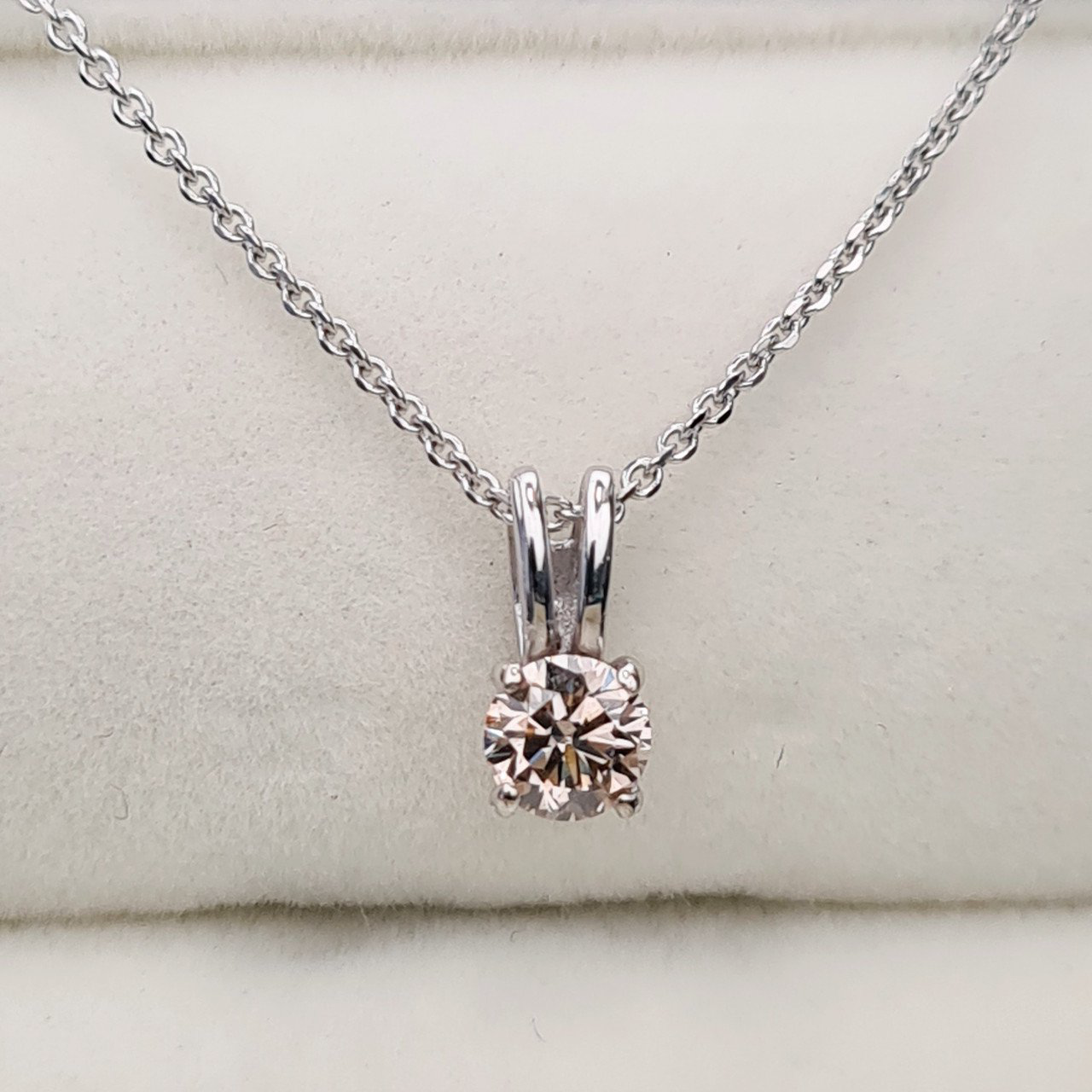 Колье Deimantas 94478184 40см 1,75гр 0,36ct. купить,NaN