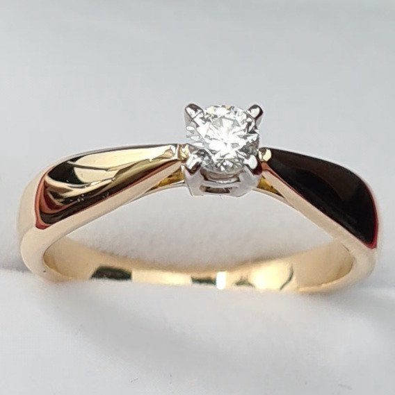 Кольцо Deimantas 84537276 16,5р 3,24гр 0,15ct. купить,NaN
