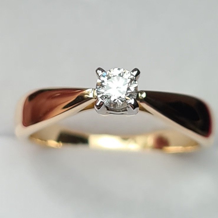 Кольцо Deimantas 84537289 16,5р 3,19гр 0,16ct. купить,NaN