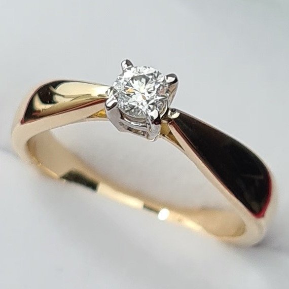 Кольцо Deimantas 84537289 16,5р 3,19гр 0,16ct. купить,NaN