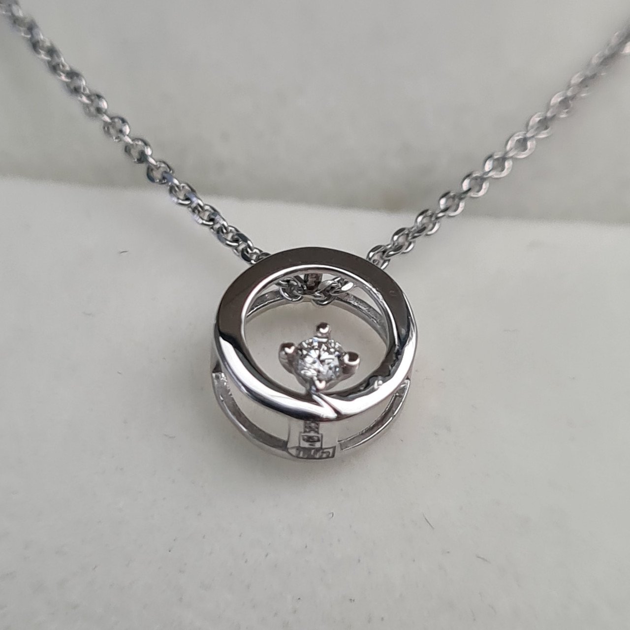 Колье Deimantas 45см 1,71гр 0,029ct. купить,NaN