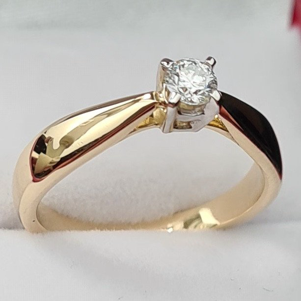 Кольцо Deimantas 84537289 16,5р 3,19гр 0,16ct. купить,NaN