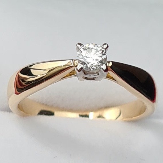 Кольцо Deimantas 84537289 16,5р 3,19гр 0,16ct. купить,NaN