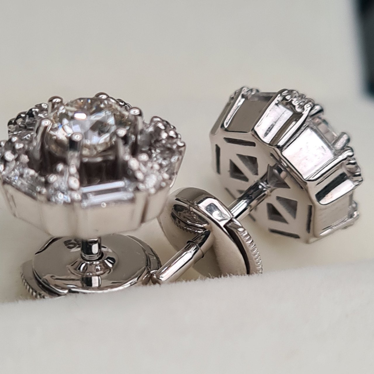 Серьги Deimantas 96286118 4,44гр 1,38ct. купить,NaN