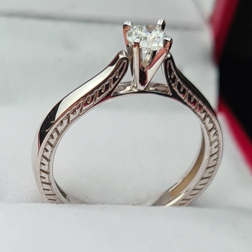 Кольцо Deimantas 84553824 16,51р 2,57гр 0,25ct. купить,NaN