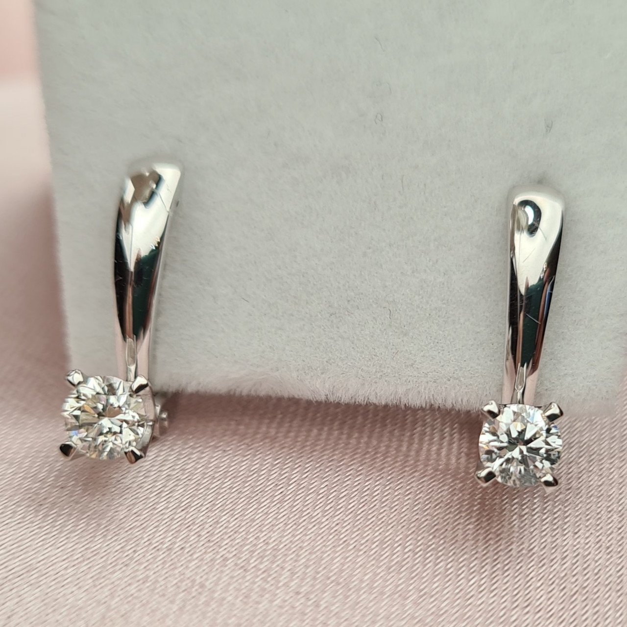 Серьги Deimantas 84555512 3,02гр 0,42ct. купить,NaN