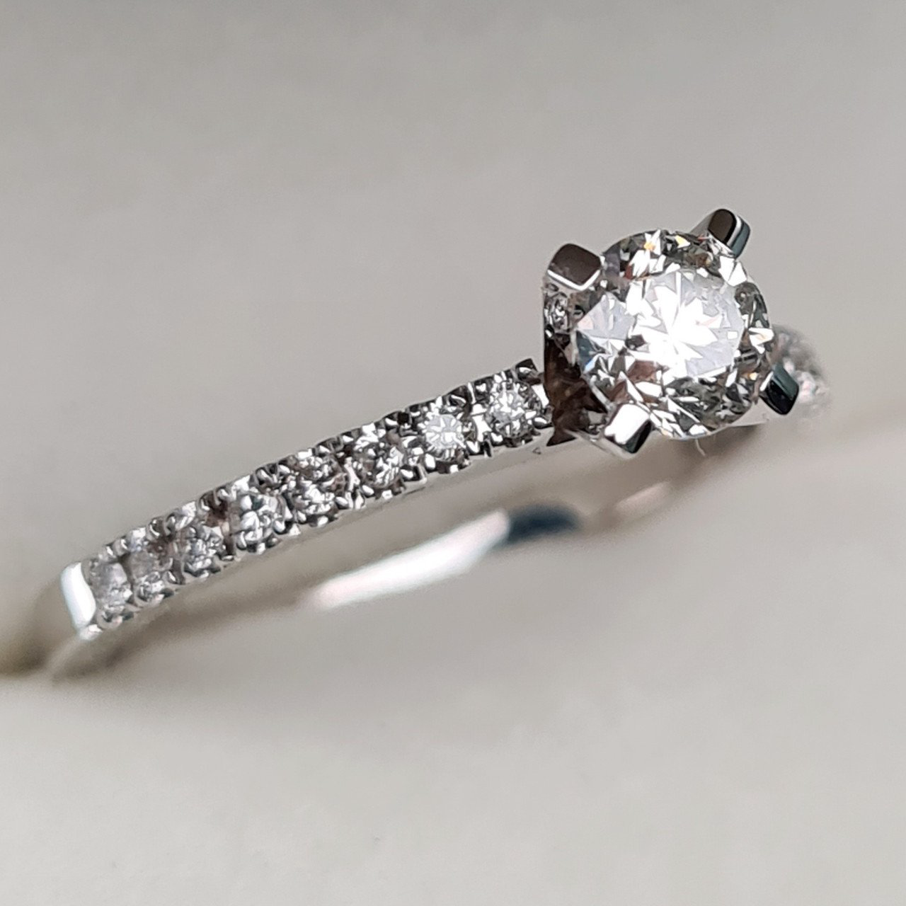 Кольцо Deimantas 96293186 16,5р 2,13гр 0,53ct. купить,NaN