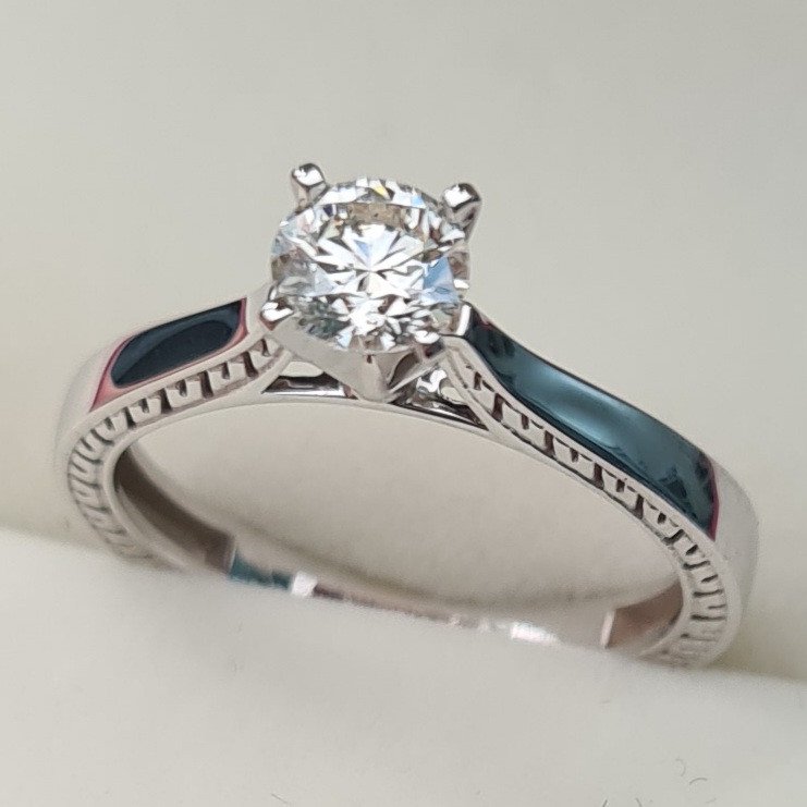 Кольцо Deimantas 84635792 16,51р 2,73гр 0,50ct. купить,NaN