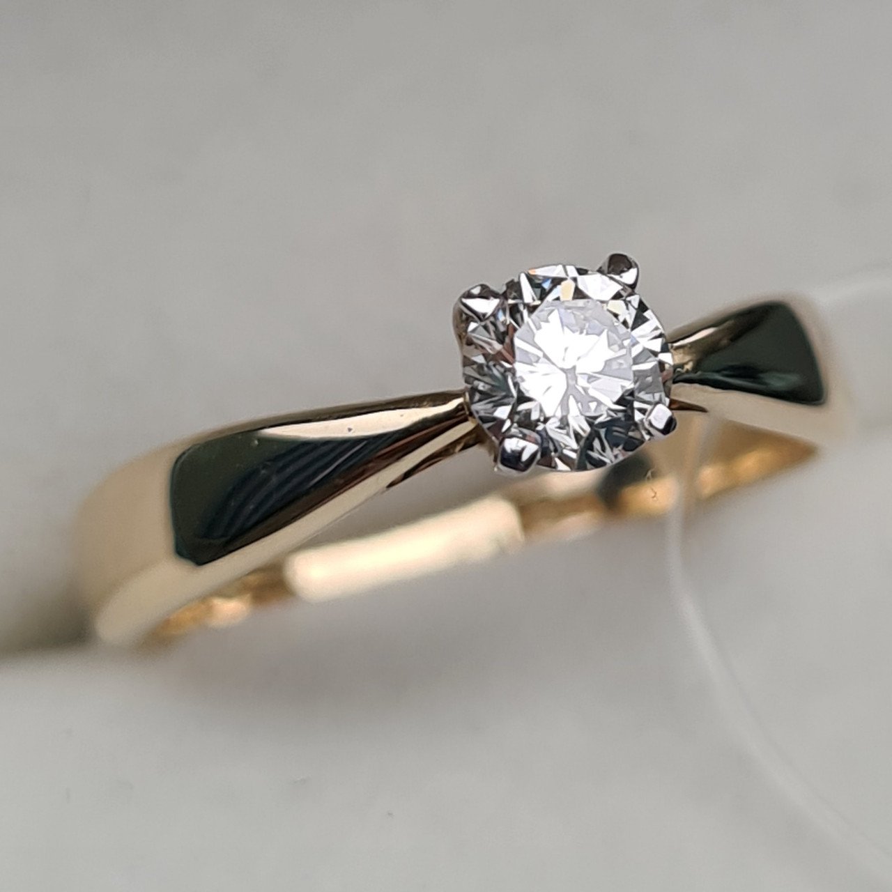 Кольцо Deimantas 94580409 16,5р 2,64гр 0,36ct. купить,NaN