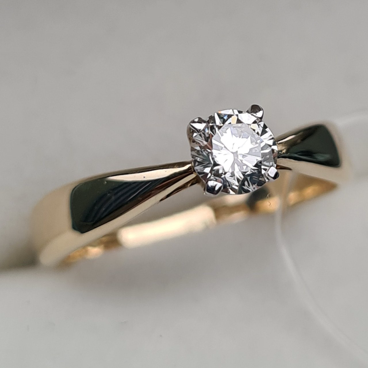 Кольцо Deimantas 94580409 16,5р 2,64гр 0,36ct. купить,NaN