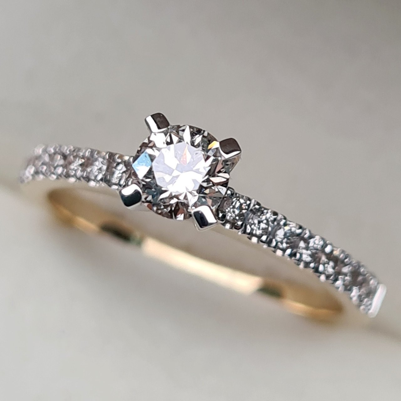 Кольцо Deimantas 96293203 16,5р 2,29гр 0,52ct. купить,NaN