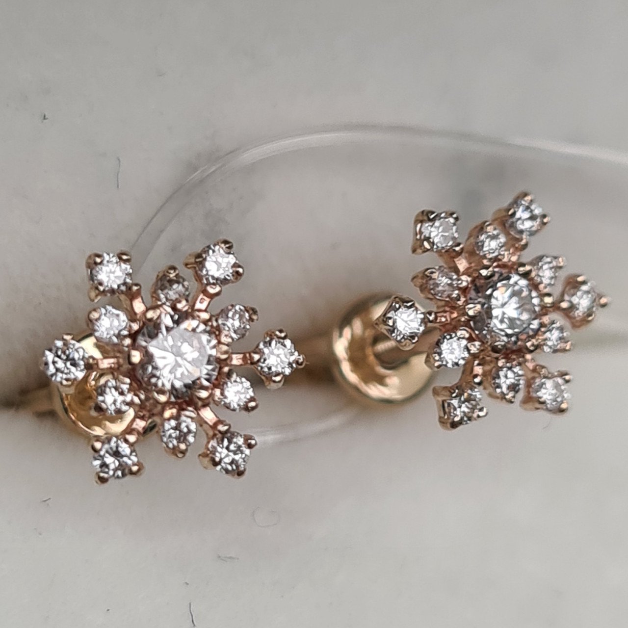 Серьги Deimantas 1,27гр 0,294ct. купить,NaN
