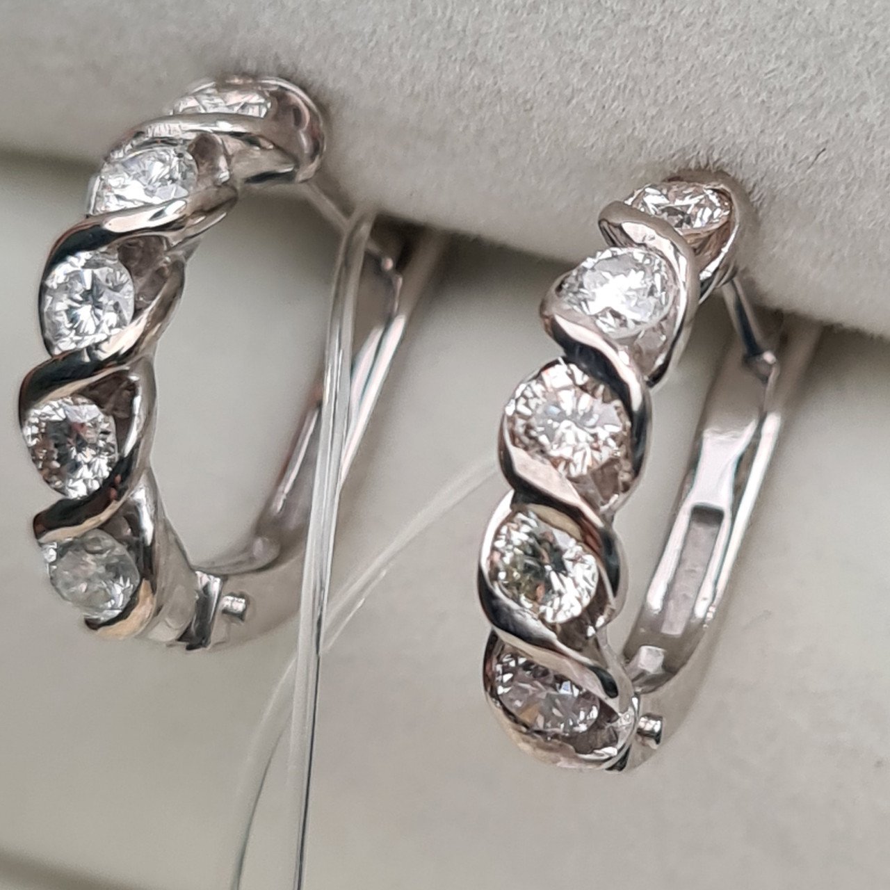 Серьги Deimantas 94580483 3,48гр 0,79ct. купить,NaN