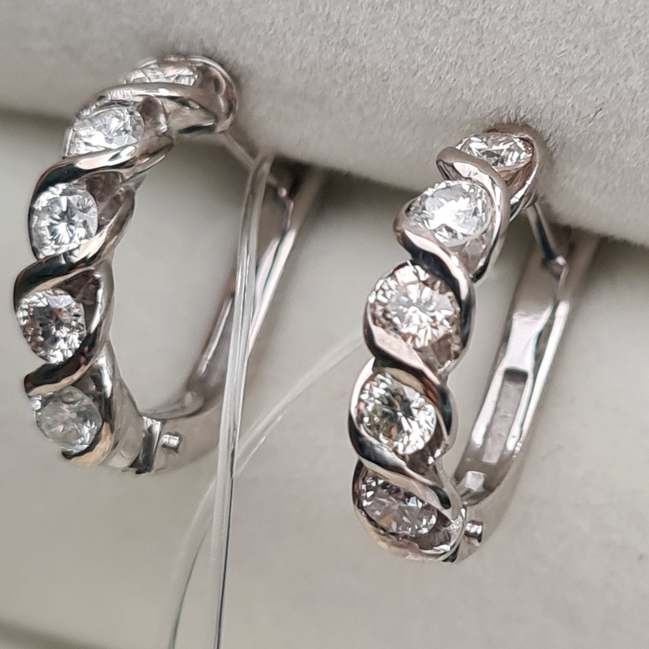 Серьги Deimantas 94580483 3,48гр 0,79ct. купить,NaN
