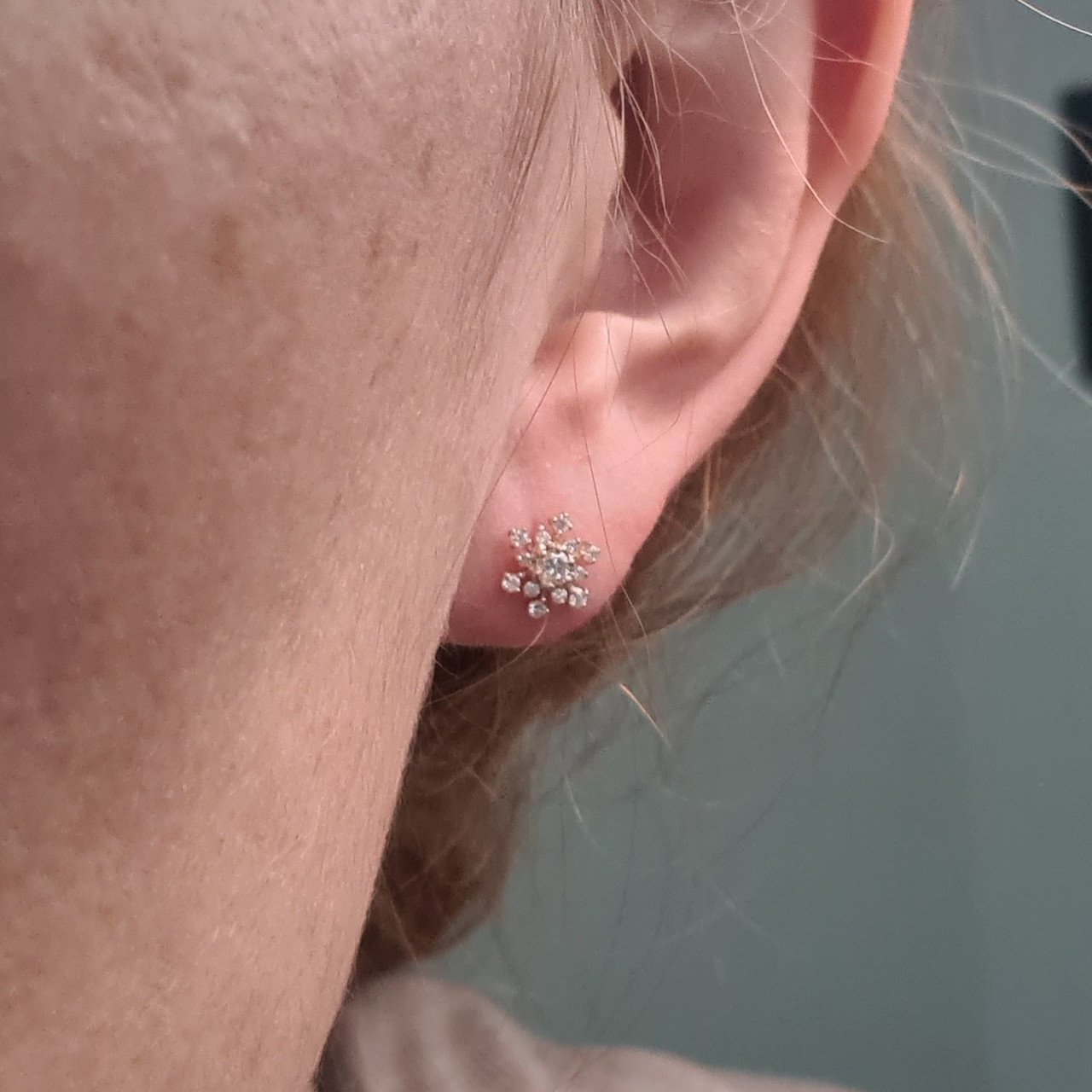 Серьги Deimantas 1,27гр 0,294ct. купить,NaN