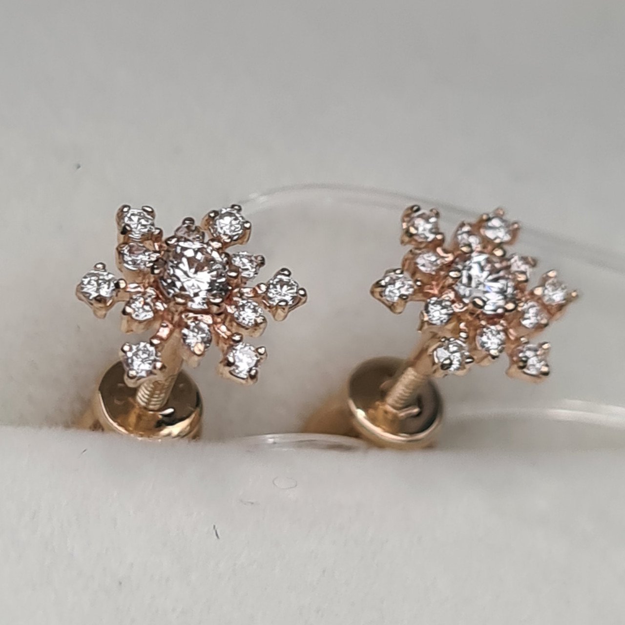 Серьги Deimantas 1,27гр 0,294ct. купить,NaN