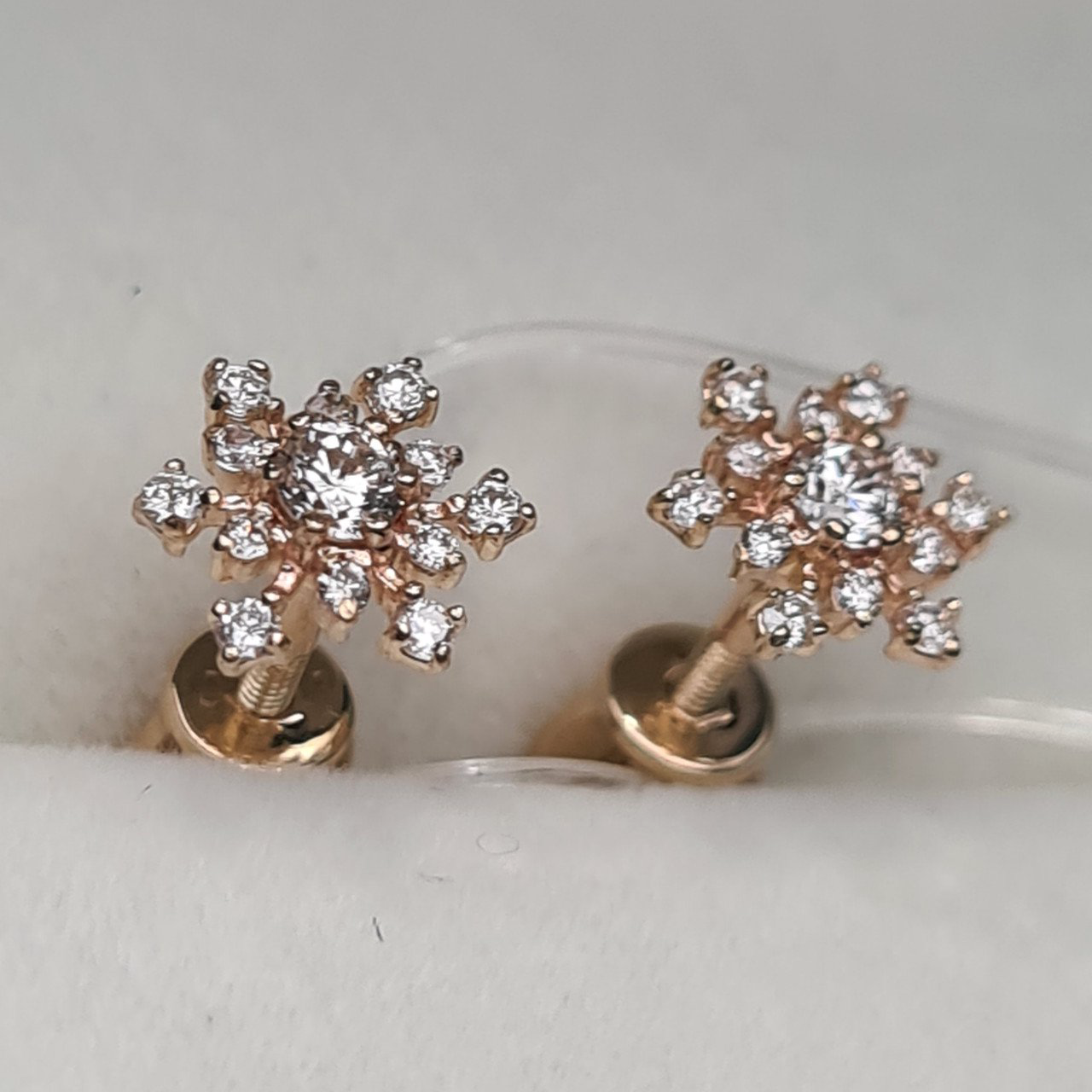 Серьги Deimantas 1,27гр 0,294ct. купить,NaN