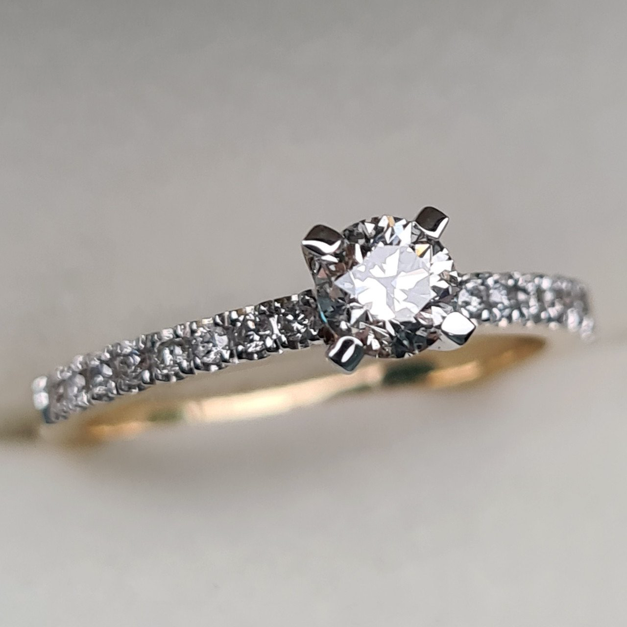 Кольцо Deimantas 96293207 16,5р 2,22гр 0,49ct. купить,NaN