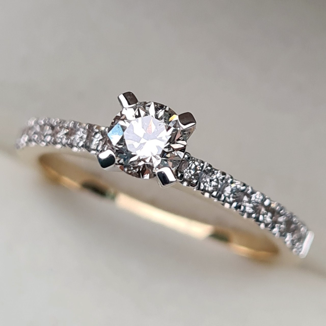 Кольцо Deimantas 96293207 16,5р 2,22гр 0,49ct. купить,NaN