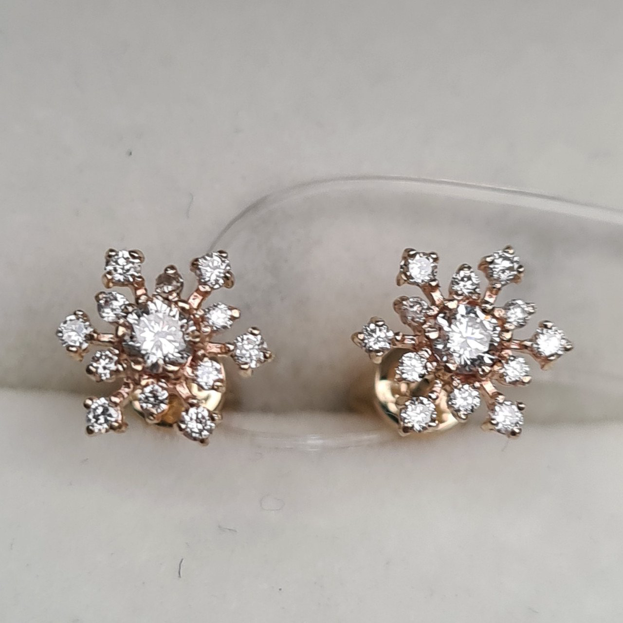 Серьги Deimantas 1,27гр 0,294ct. купить,NaN