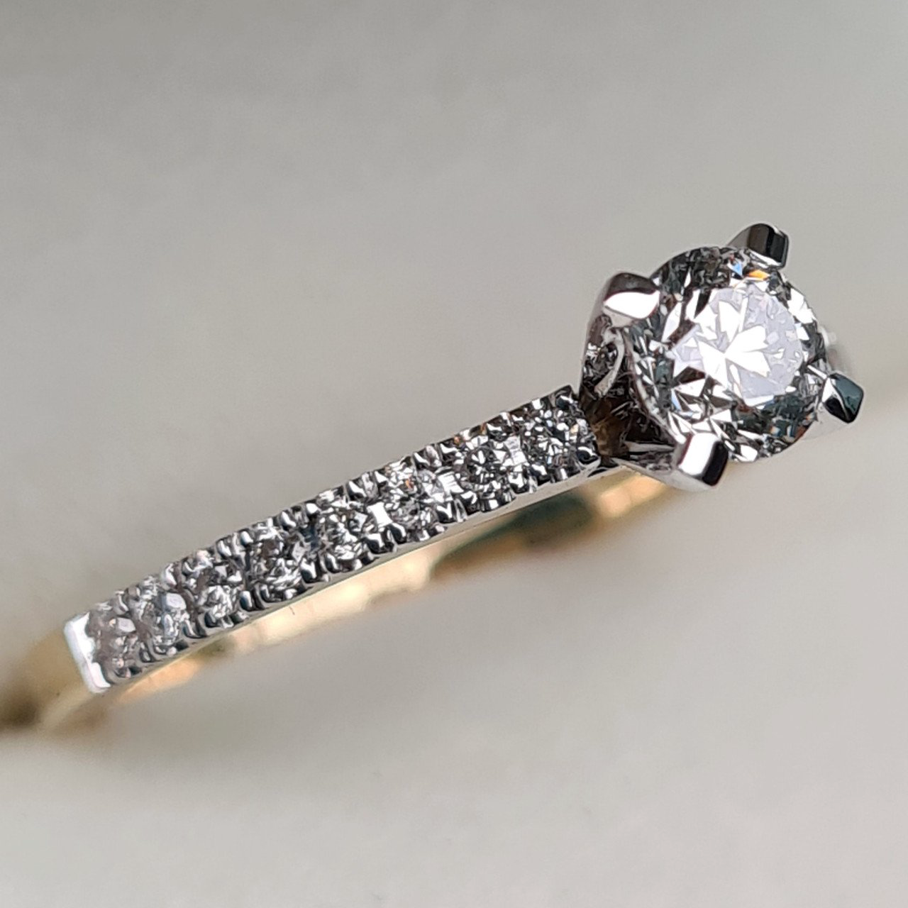 Кольцо Deimantas 96293207 16,5р 2,22гр 0,49ct. купить,NaN