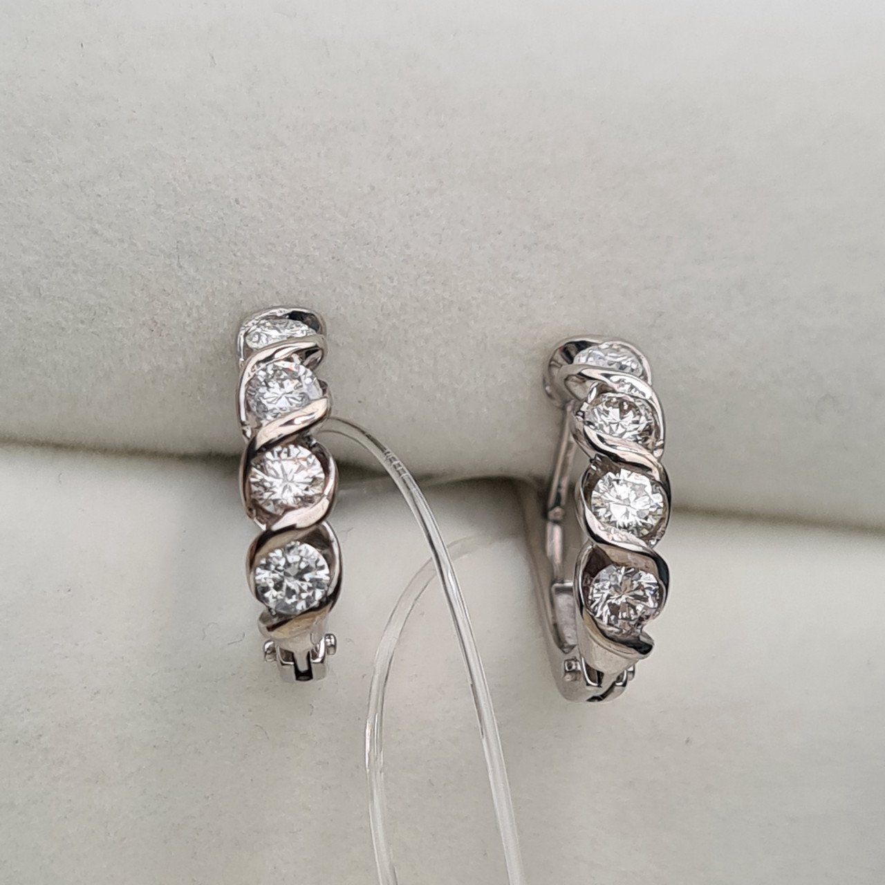 Серьги Deimantas 94580483 3,48гр 0,79ct. купить,NaN