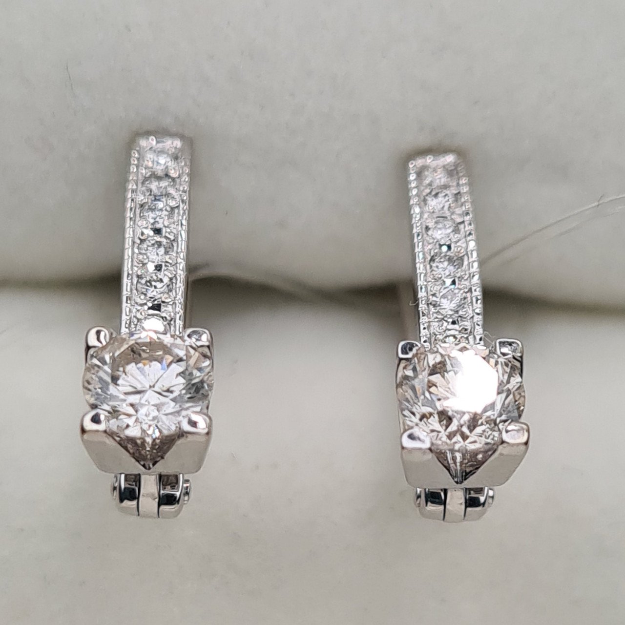 Серьги Deimantas 94580493 3,32гр 0,87ct. купить,NaN