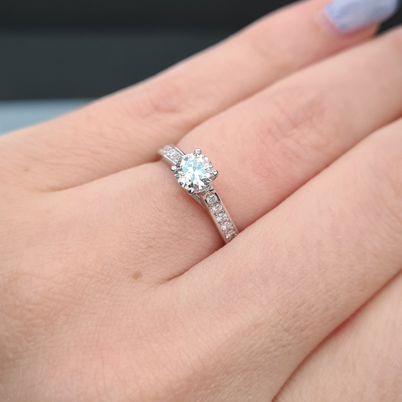 Кольцо Deimantas 85367223 16,5р 2,63гр 0,76ct. купить,NaN